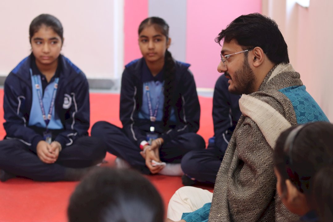 R.a.n Public School