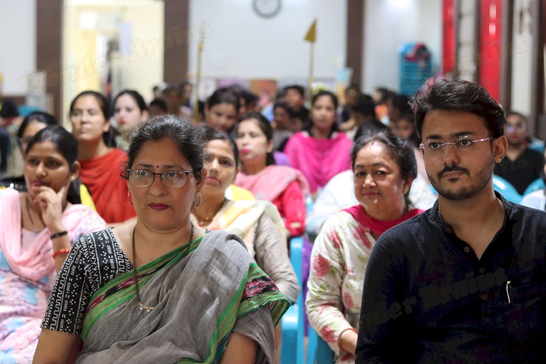R.a.n Public School