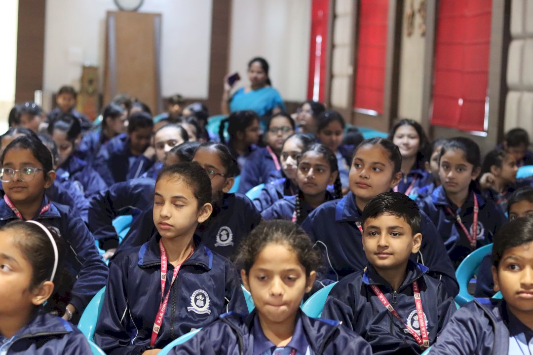 R.a.n Public School