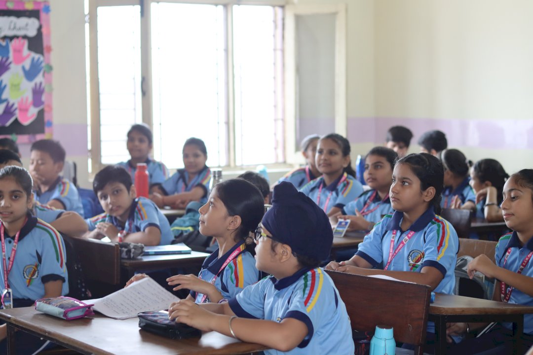 R.a.n Public School