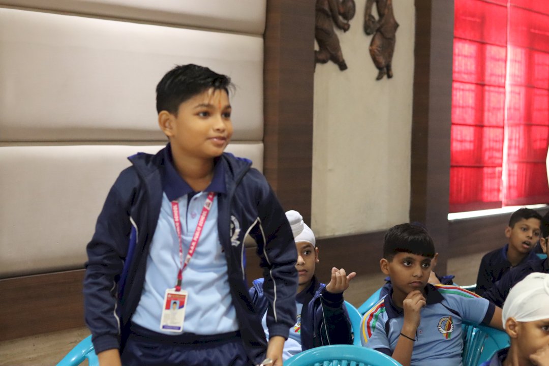R.a.n Public School