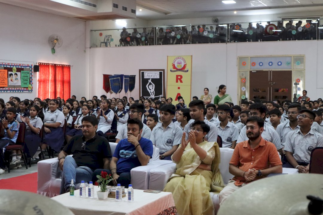 R.a.n Public School