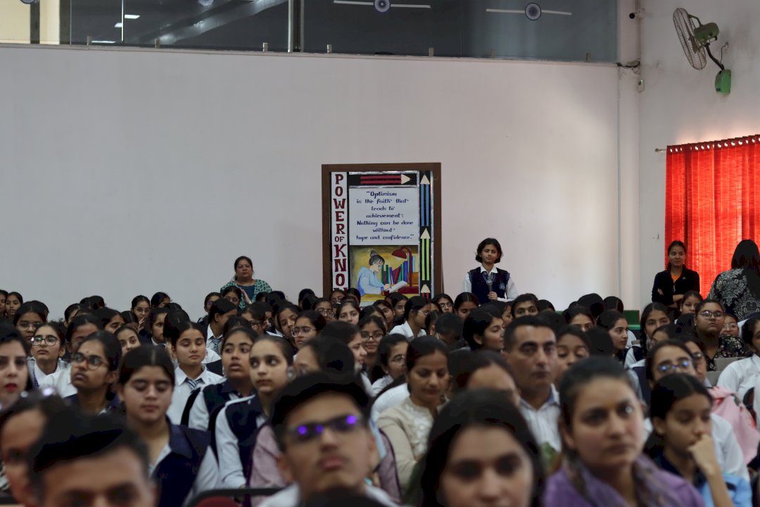 R.a.n Public School