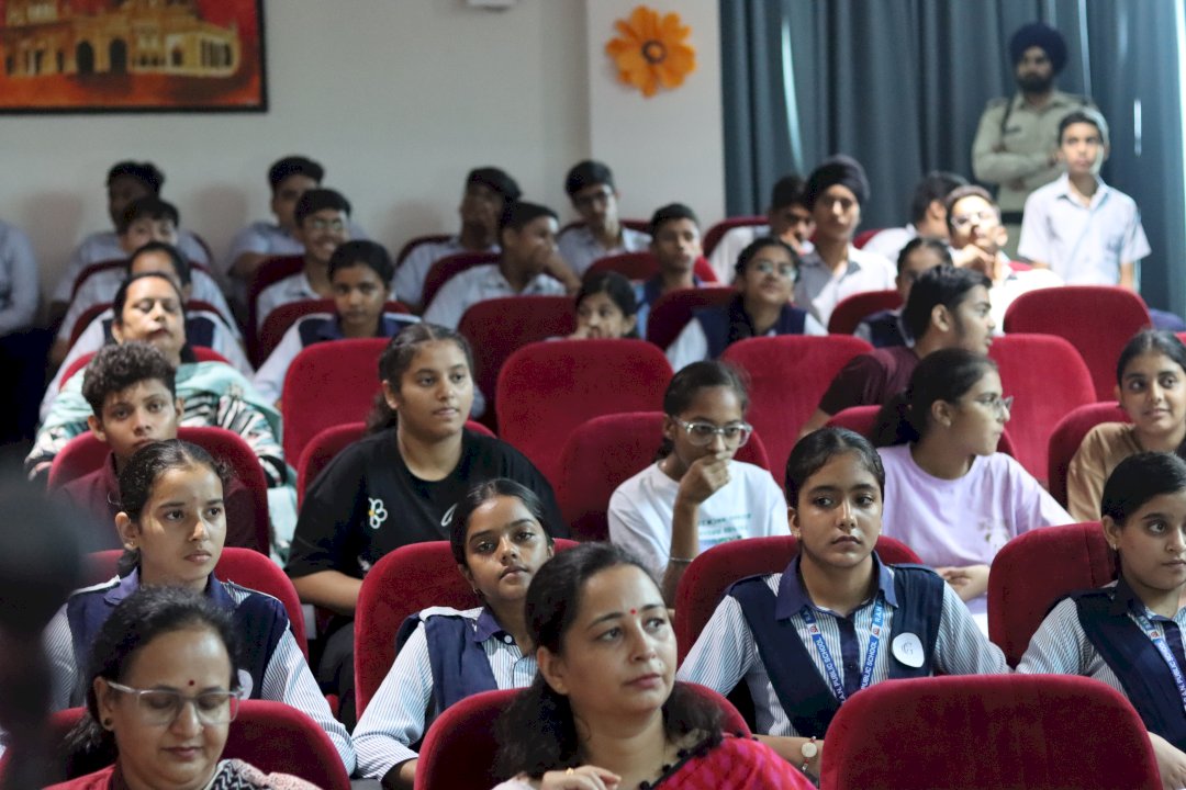 R.a.n Public School