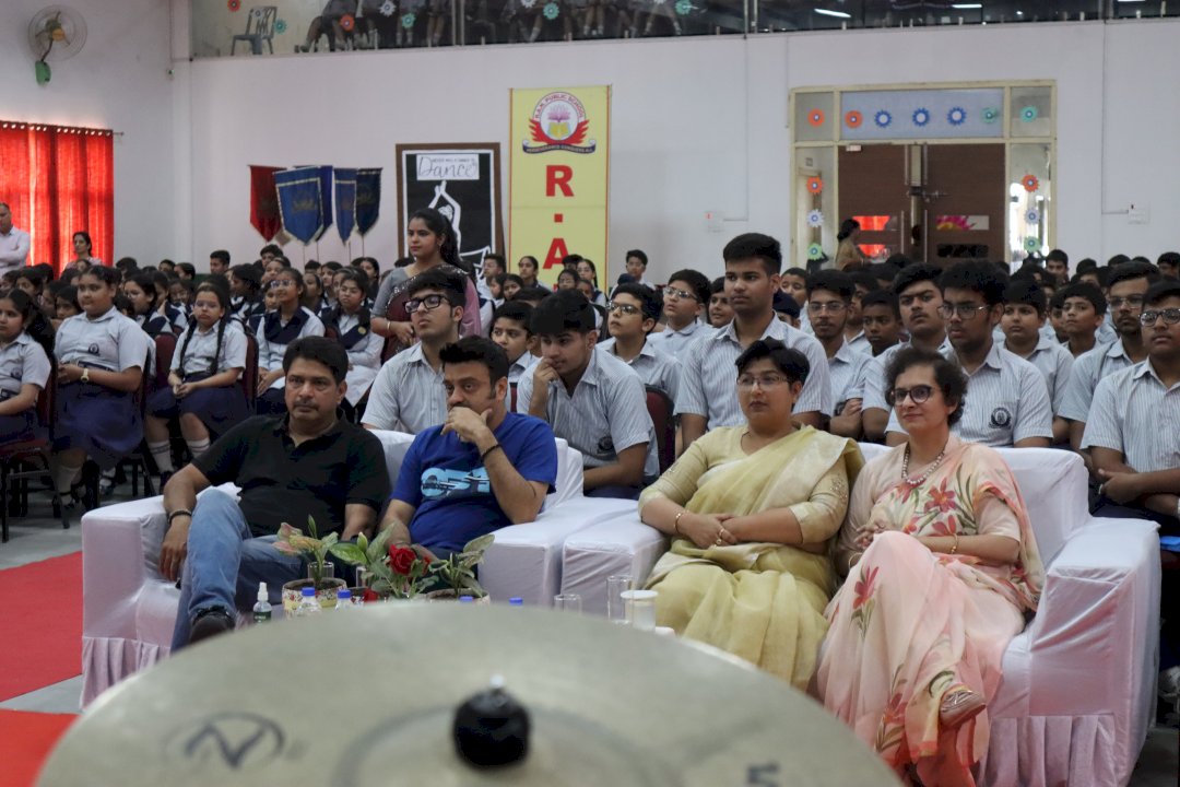 R.a.n Public School