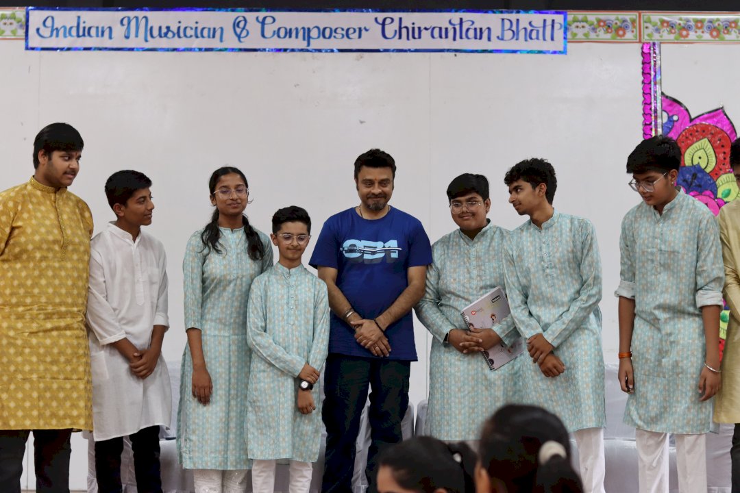 R.a.n Public School