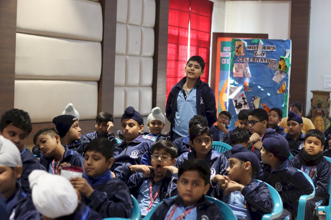 R.a.n Public School
