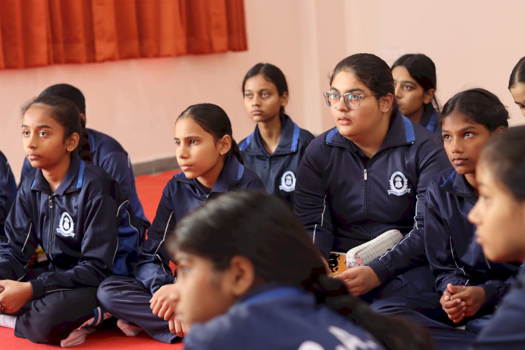 R.a.n Public School